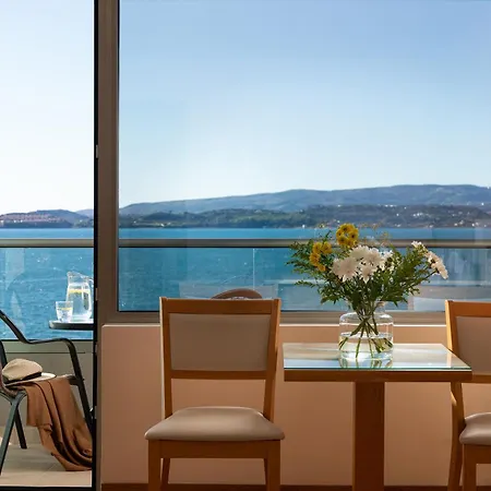 Mediterranee ארגוסטולי