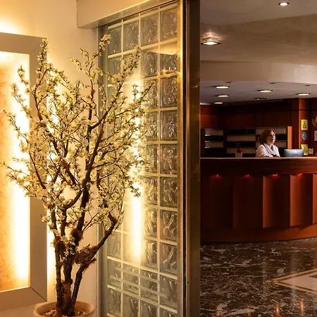 Mediterranee 아르고스톨리온