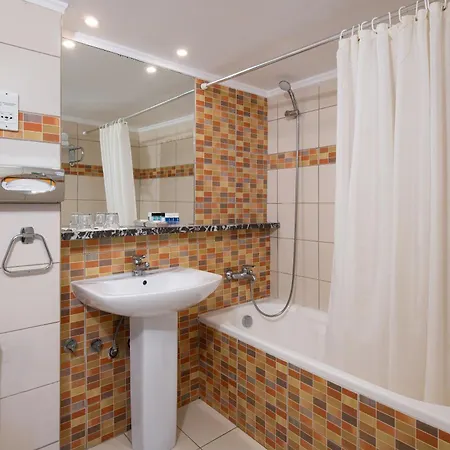 Mediterranee 아르고스톨리온